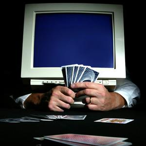 Online Poker Cheats Able To See Opponent's Cards Using Netbot Attacker