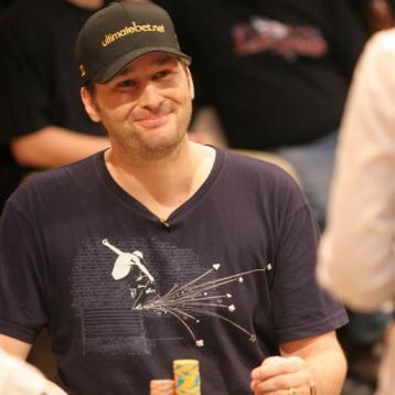 Phil Hellmuth Bares All On Ask-Me-Anything Session